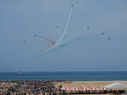 iaf के 92वें स्थापना दिवस पर चेन्नई में एयर शो  राफेल-सूर्य किरण सारंग समेत 72 विमान शामिल