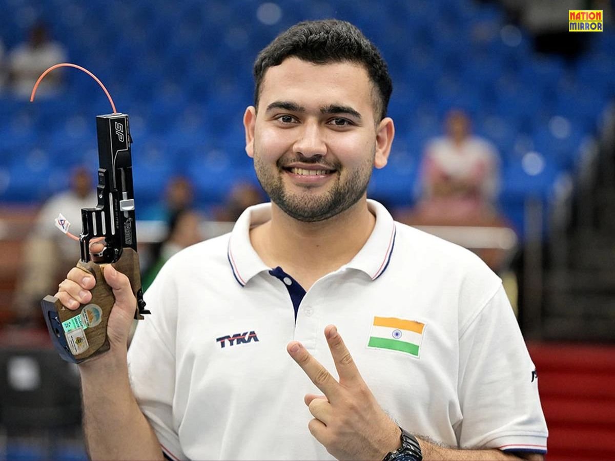 asian shooting championship 2025 भारत ने टीम इवेंट में भी जीता सिल्वर मेडल आदर्श सिंह और नीरज कुमार ने दिखाया दमदार प्रदर्शन