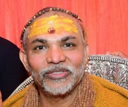 avimukteshwaranand pm और राष्ट्रपति पर टिप्पणी बनी विवाद का कारण शंकराचार्य को कोर्ट का समन