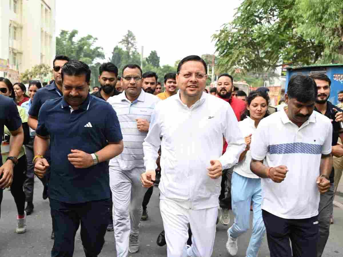 मुख्यमंत्री धामी ने देहरादून में ‘अहिल्या स्मृति मैराथन’ में लिया हिस्सा किया फ्लैग-ऑफ