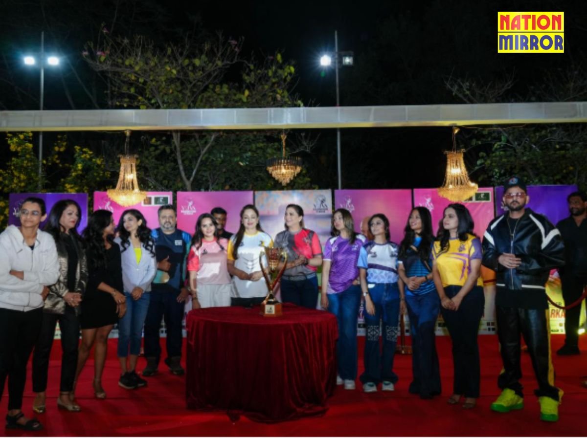 badminton trophy launch event युवा बैडमिंटन लीग ट्रॉफी के लॉन्च इवेंट में शामिल हुईं ये एक्ट्रेसेस