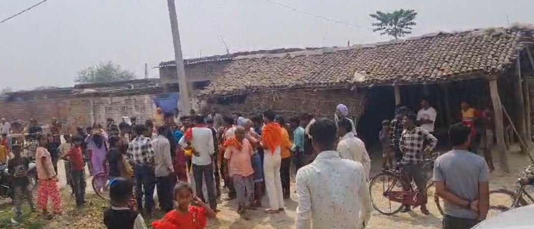 bahraich news बहराइच पूर्व सांसद अक्षयबर लाल गोंड पर अराजक तत्वों का हमला बाल-बाल बचे