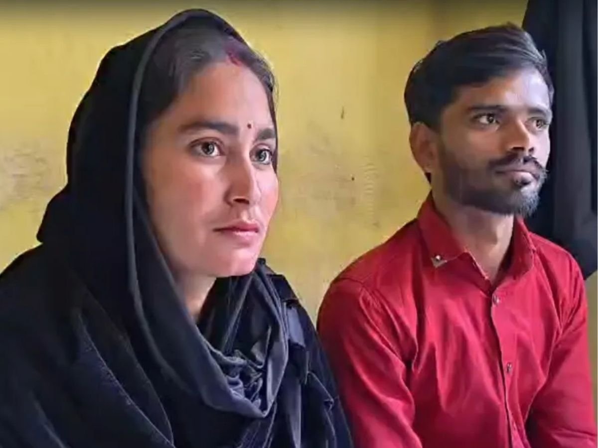 रोजा तोड़ा मंदिर में जल पिया मुरादाबाद की मुनतरीन ने की अजय से शादी