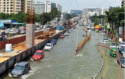 bengaluru rain रात भर हुई भारी बारिश के कारण शहर में जलभराव