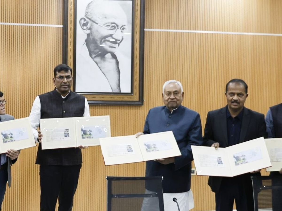 बापू के आदर्श और उनके विचार हमेशा हमारा मार्गदर्शन करते रहेंगे-मुख्यमंत्री नीतीश कुमार