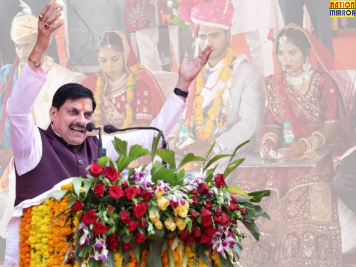 cm डॉ यादव ने 23 जोड़ों को दिया आशीर्वादउपहार में भेंट की टू-व्हीलर