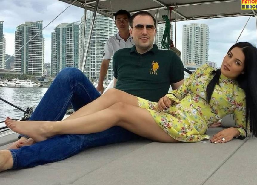 celina jaitly accuses husband एक्ट्रेस सेलिना जेटली ने हसबैंड पर लगाया प्रताड़ना का आरोप