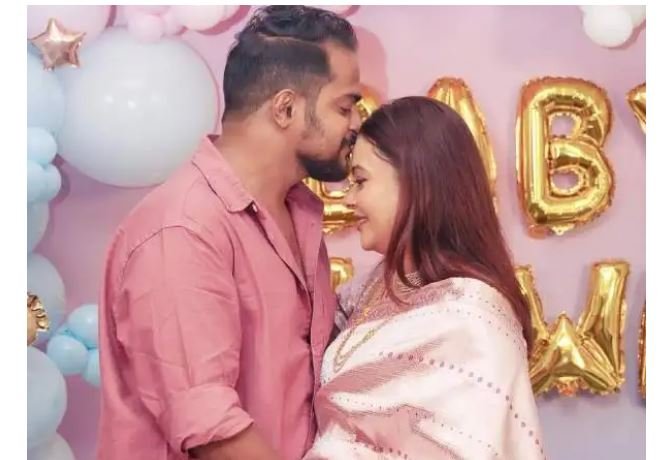 गोपी बहू ने दिया बेटे को जन्म