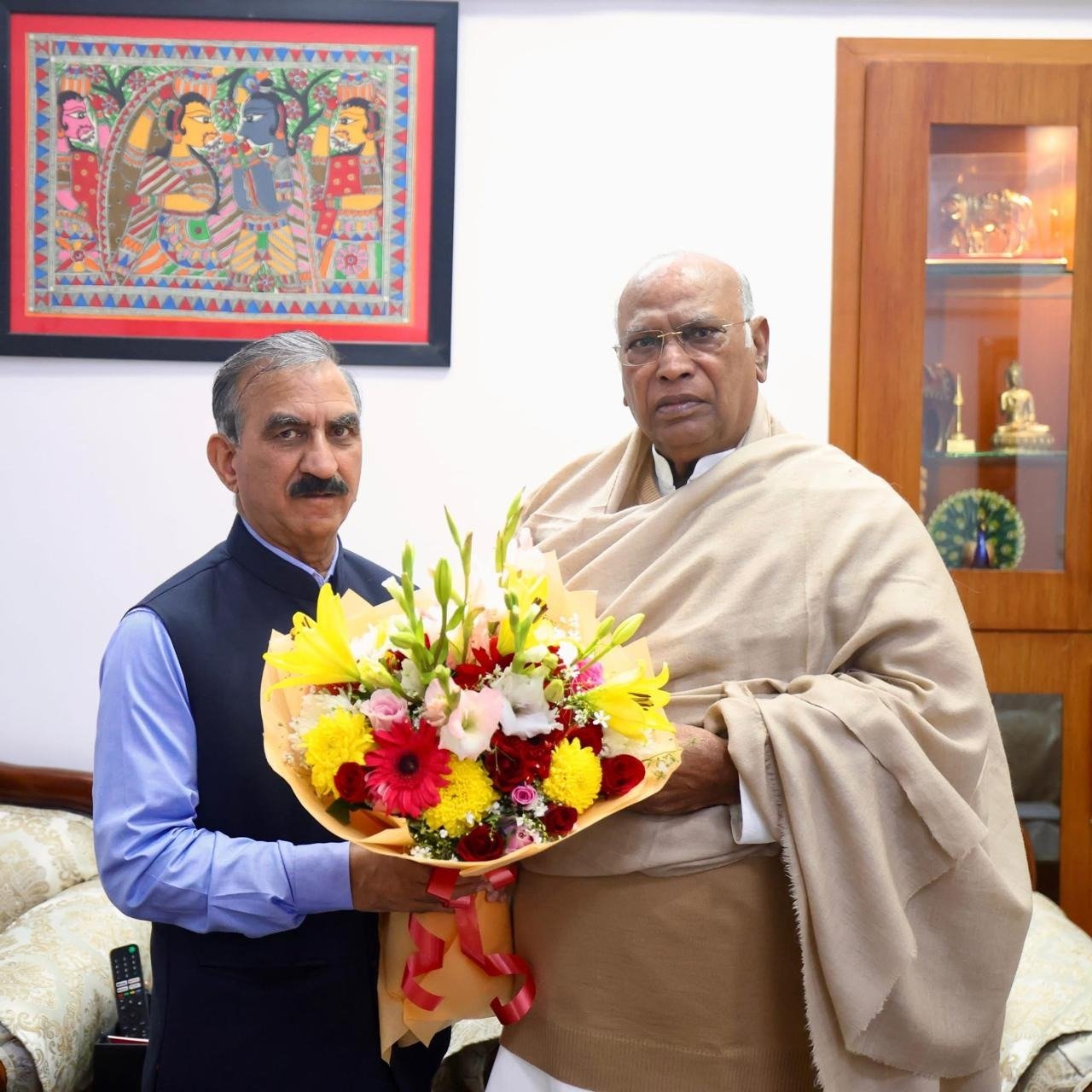 cm सुक्खू ने की खड़गे से मुलाकात कैबिनेट विस्तार को लेकर मंथन भरे जाएंगे खाली पद