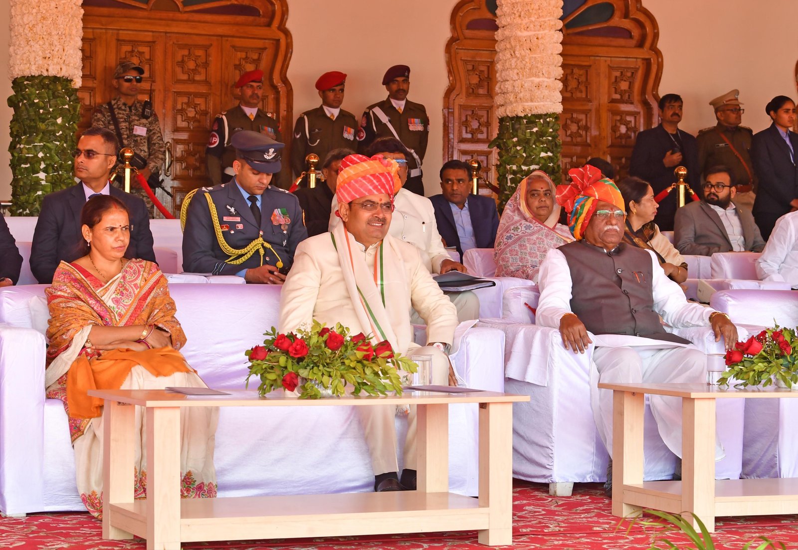 गणतंत्र दिवस की cm भजनलाल ने दी बधाई विपक्ष ने किया लगाए आरोप