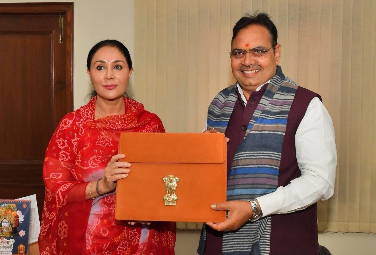 cm भजनलाल ने बजट को बताया खुशहाली का गारंटी कार्ड पायलट बोले - निराशाजनक 