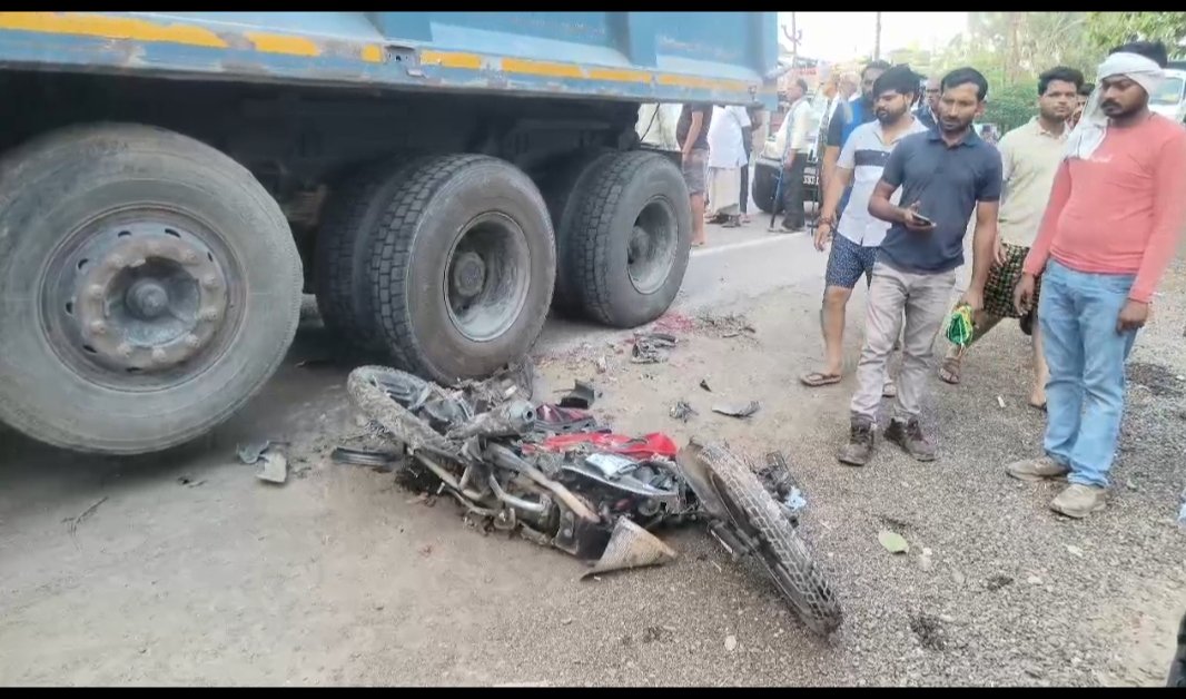 hamirpur stuck ambulance in traffic जाम ने ली जान नेशनल हाइवे पर बाइक सवार युवक की ट्रक की टक्कर से मौत