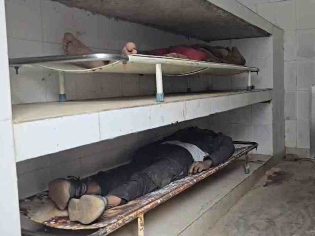 jashpur accident news तेज रफ्तार वाहन ने स्थानीय लोगों को मारी टक्कर 2 की मौत