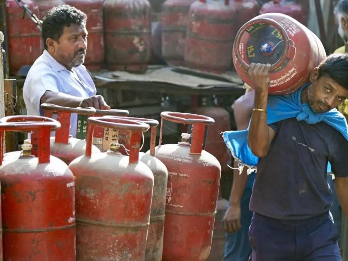 mp में सिलेंडर की ऑनलाइन बुकिंग हुई ठप50 हजार होटल-रेस्टॉरेंट में गैस खत्म