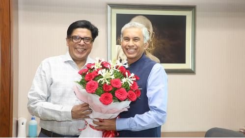 madhya pradesh सीधी में मकानों पर लगाई जा रही नंबर प्लेट को लेकर विवाद कांग्रेस ने उठाए सवाल