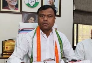 narayanpur encounter नारायणपुर में फर्जी एनकाउंटर का आरोप चिड़िया मारने गए युवक को नक्सली बताकर मारी गोली