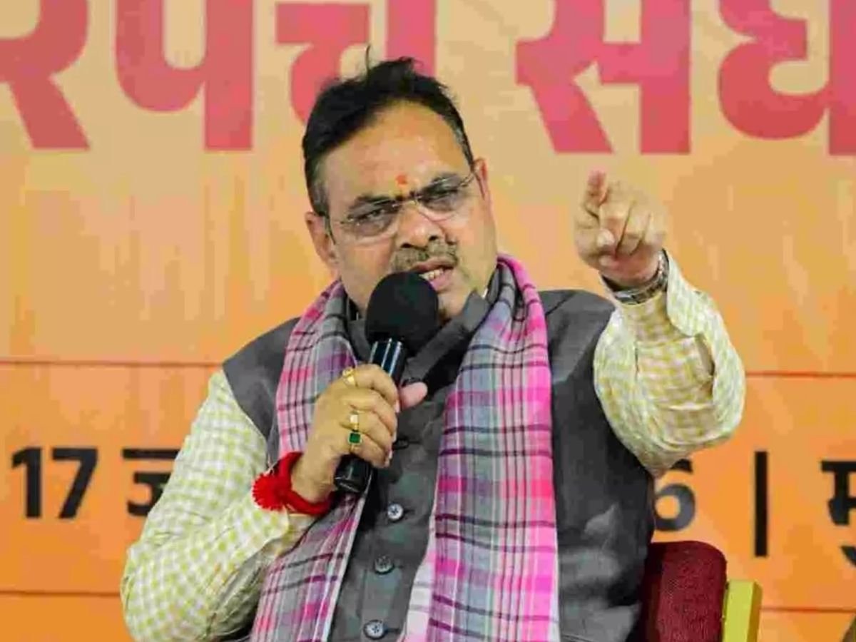 cm भजनलाल ने की राज उन्नति की बैठक 9 महत्वपूर्ण परियोजनाओं की समीक्षा कलेक्टर्स को दिए निर्देश