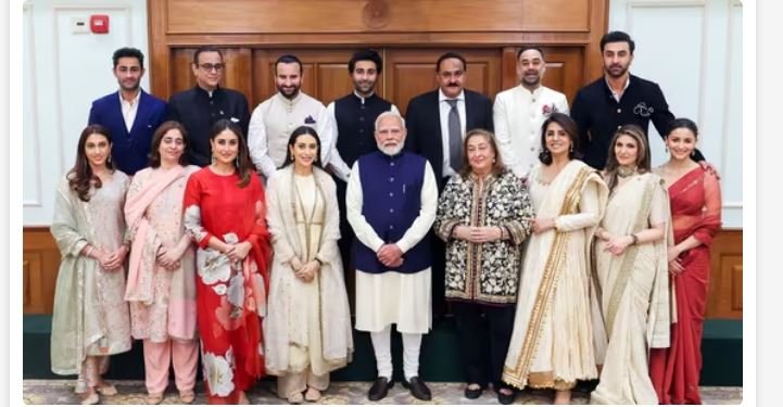 pm amp kapoor  कपूर फैमिली की प्रधानमंत्री मोदी से मुलाकात