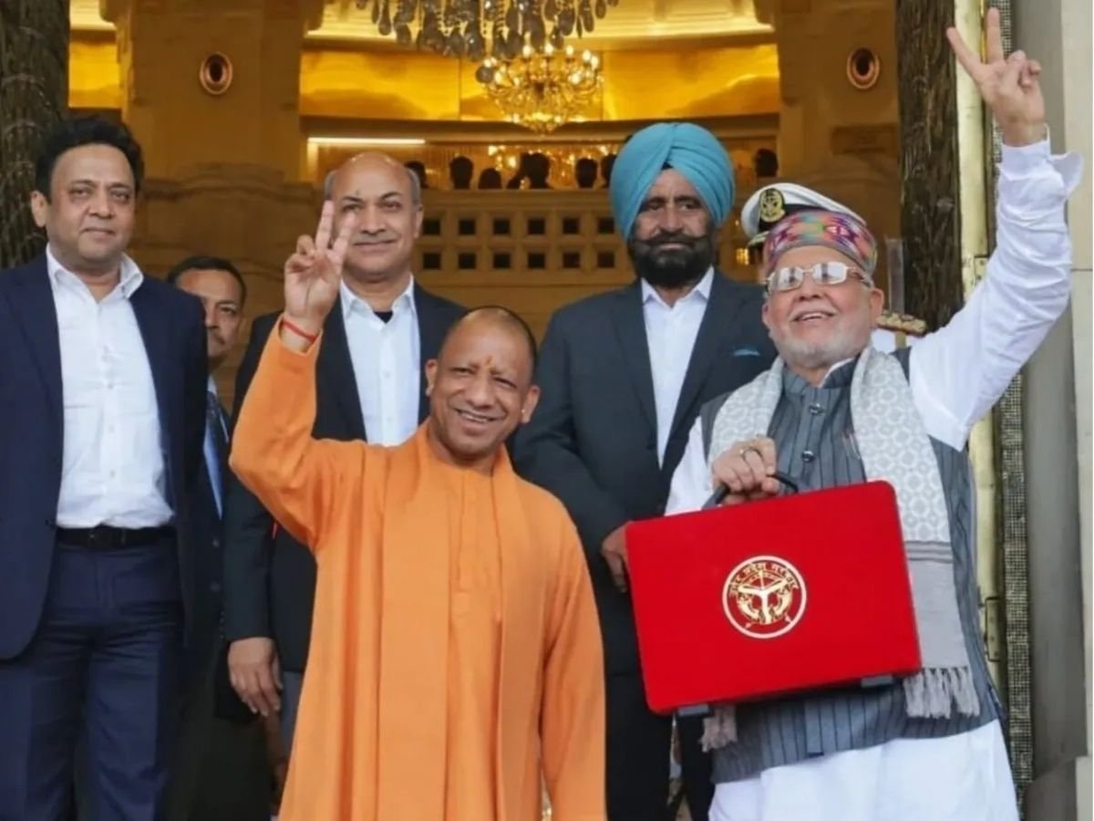 योगी सरकार का सबसे बड़ा बजट पेश महिलाओं किसानों युवाओं के लिए क्या खास