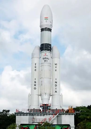 satellite launch भारतीय जमीन से उड़ा ‘बाहुबली’ रॉकेट नौसेना को मिला नया आसमानी कवच – cms-03 सैटेलाइट