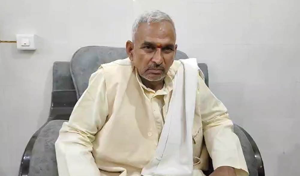 bairiya vidhayak on yogi राम ने रावण को महाराणा प्रताप ने अकबर वैसे ही योगी ने…cm के बारे में क्या कह गए सुरेंद्र सिंह