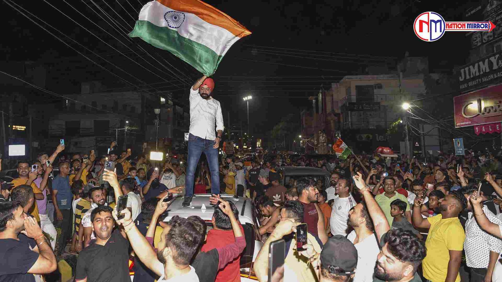 world cup celebration t-20 वर्ल्ड कप की चैंपियन बनी इंडिया मध्यप्रदेश में तिरंगा लेकर सड़कों पर उतरे लोग