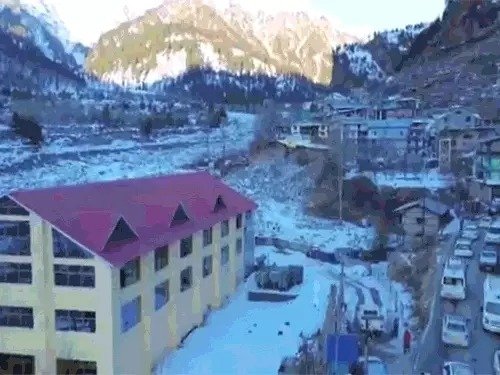 जम्मू-कश्मीर में कड़ाके की ठंड  नियंत्रण रेखा पर -167 डिग्री सेल्सियस पारा