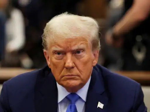trump imposes tariffs  ट्रंप ने कनाडा-मेक्सिको पर 25 और चीन पर 10 टैरिफ लगाया