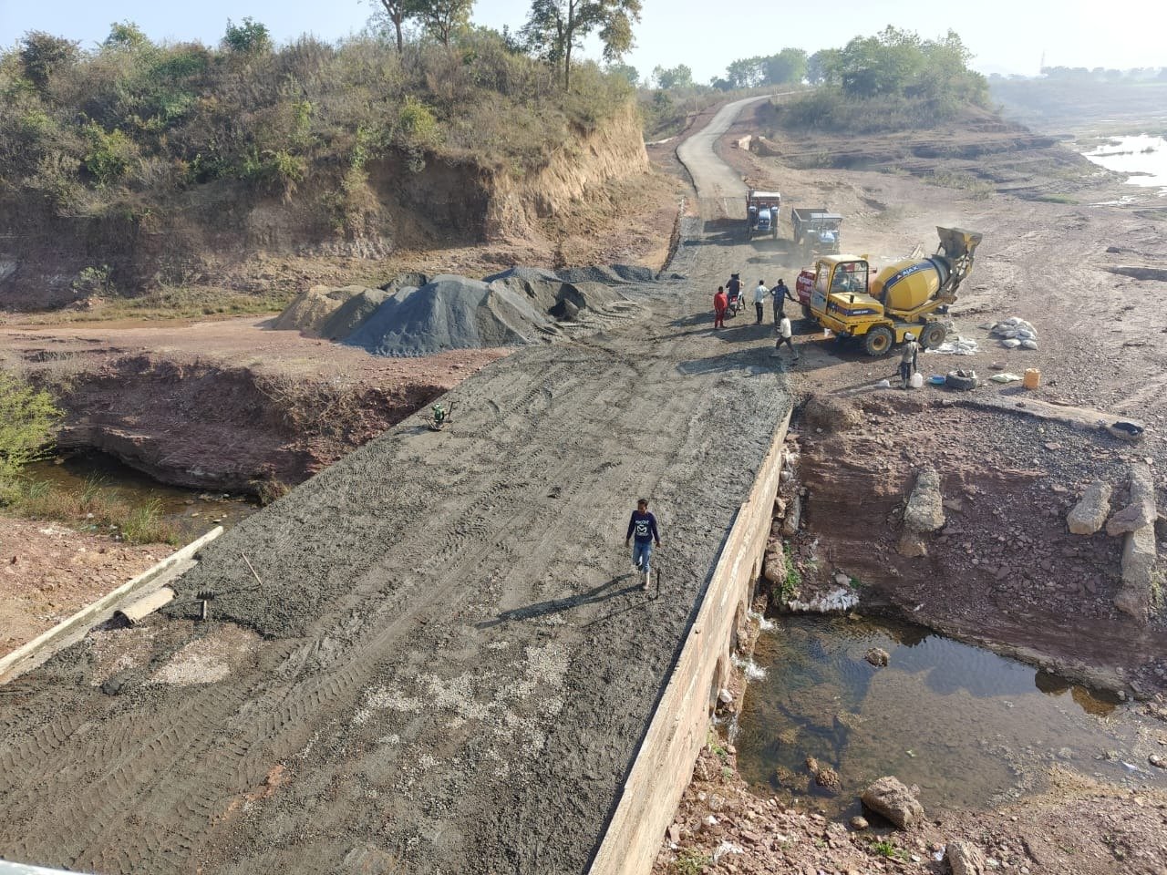 उत्तराखंड में नशे का अवैध कारोबार करने वाले 2 आरोपी गिरफ्तार 1 महिला शामिल
