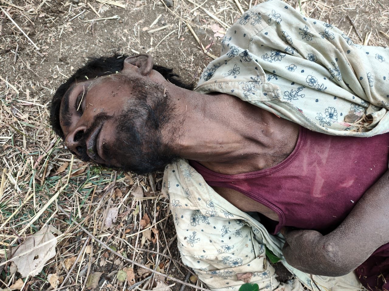 बैरसिया सोहाया गांव में मिला अज्ञात शव पुलिस जांच में जुटी