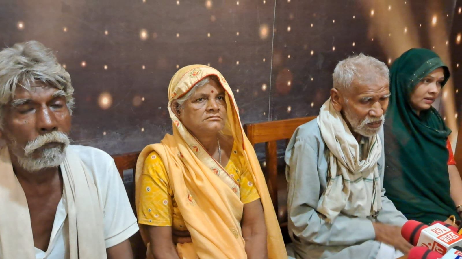 बारां समरानिया में पुस्तैनी जमीन पर दबंगों का अवैध कब्जा पीड़ितों की आत्मदाह की चेतावनी