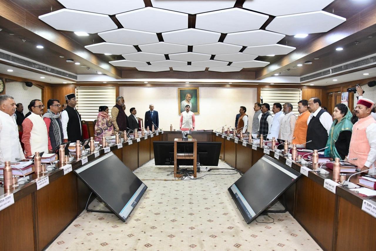 मोहन कैबिनेट में लिए कई अहम फैसले भावान्तर योजना लागू करने वाला mp पहला राज्य
