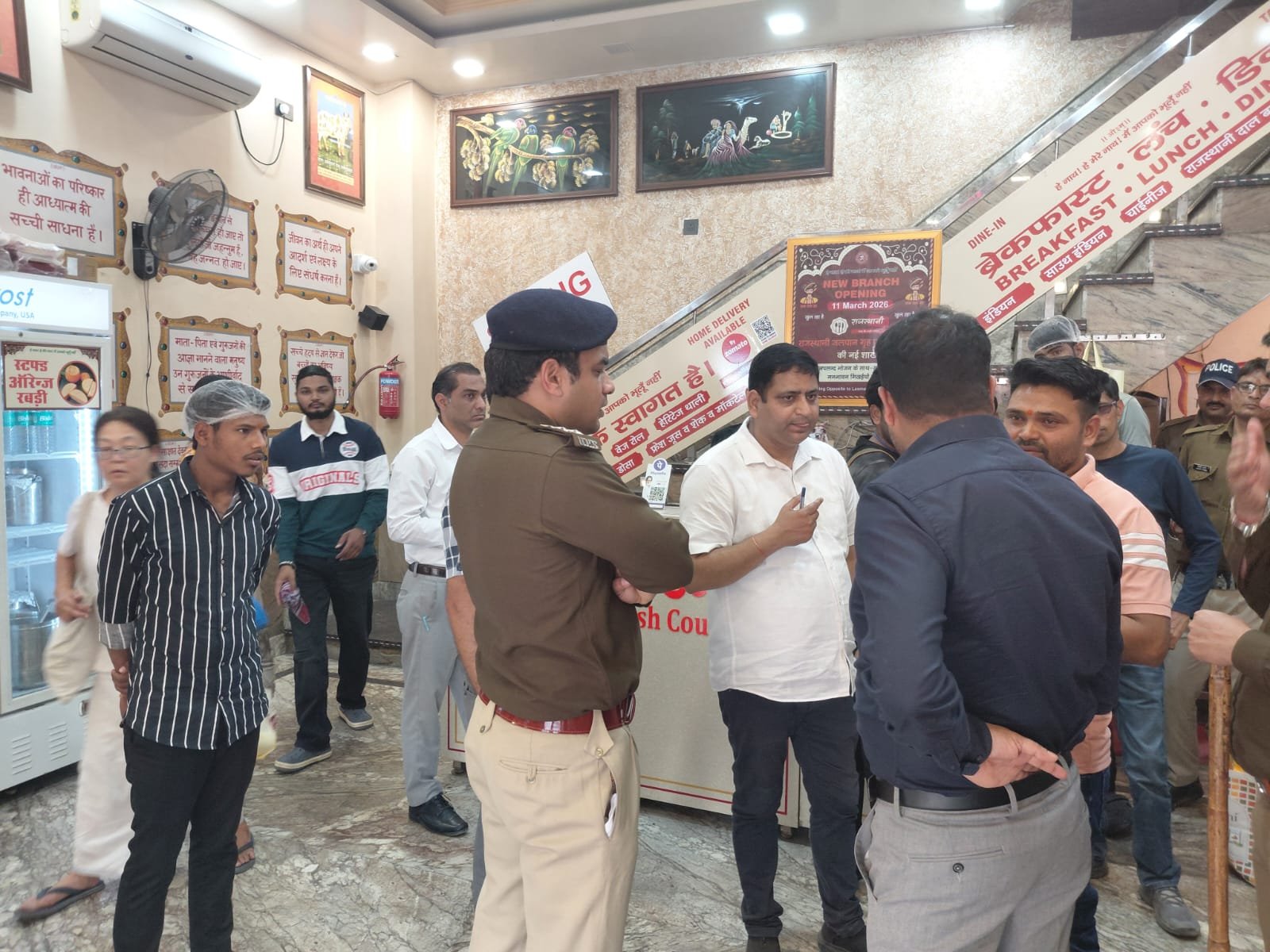 ऋषिकेश में गैस एजेंसियों-होटल पर छापा 30 भरे गैस सिलेंडर बरामद