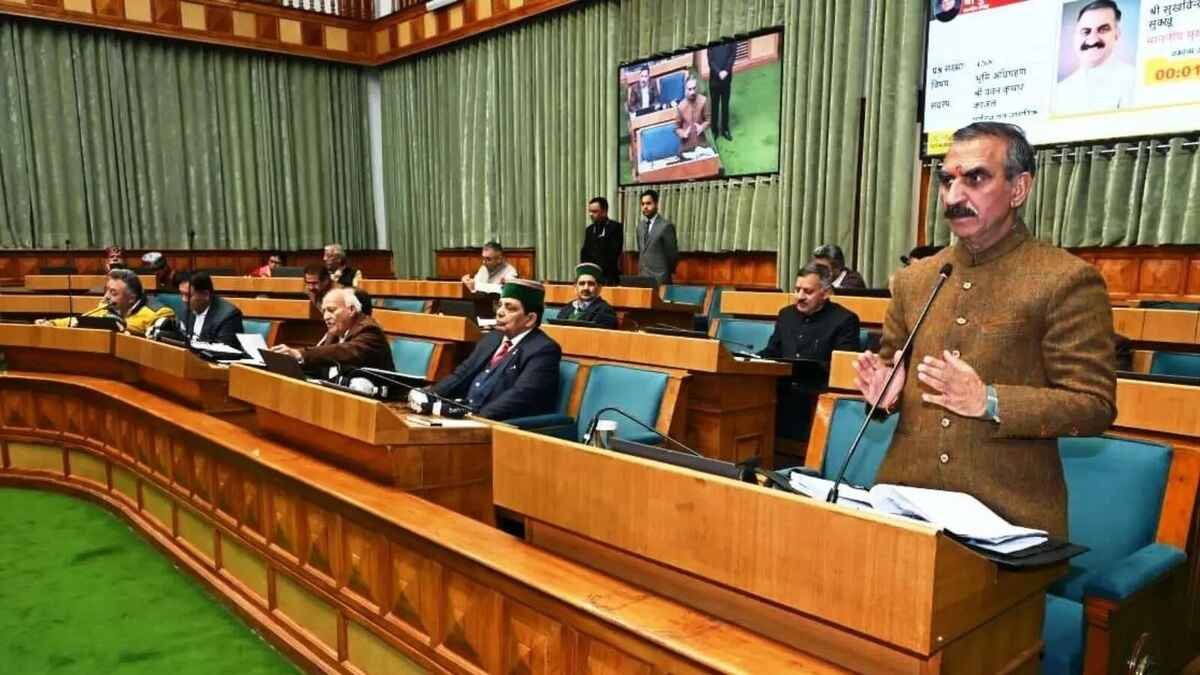 हिमाचल में दलबदल पर सख्ती अब अयोग्य विधायकों को नहीं मिलेगी पेंशन सुक्खू सरकार ने लिया फैसला