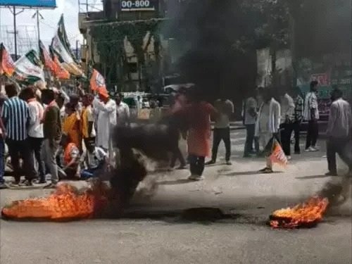 बिहार बंद pm मोदी को गाली पर nda का प्रदर्शन 12 जिलों में हाईवे जाम