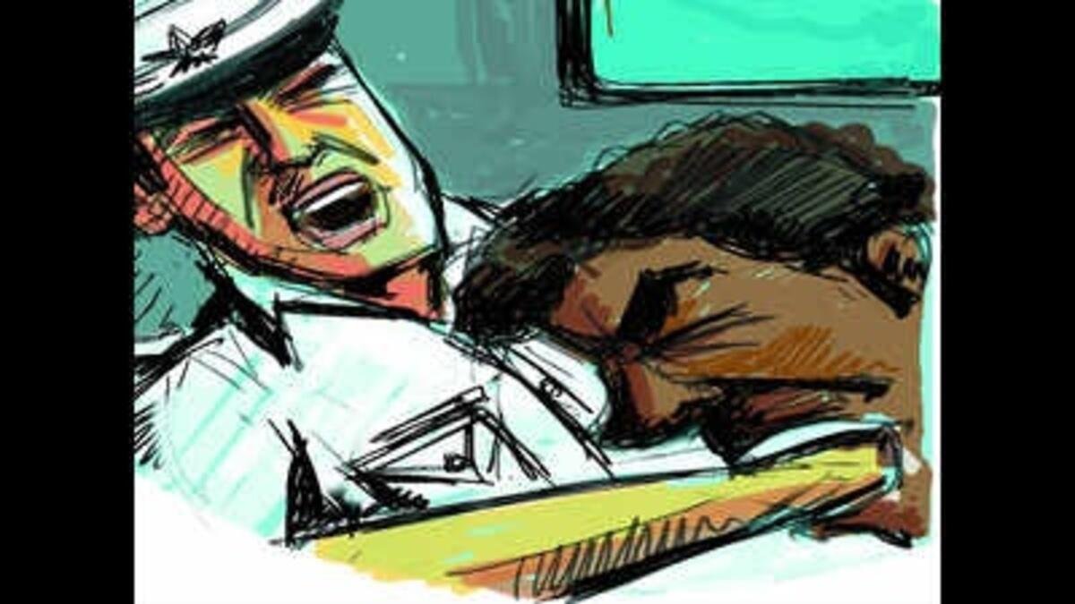 मुंबई में समोसे के बिल पर मचा खूनी बवाल ग्राहक ने दुकानदार की उंगली दांतों से काटकर अलग की गिरफ्तार
