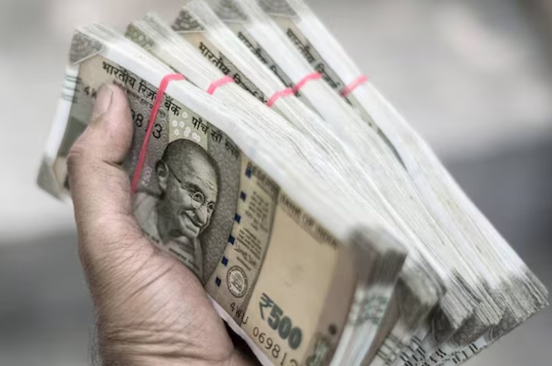 रायपुर में हेरा-फेरी स्टाइल में 5 करोड़ की ठगी 100 दिन में पैसा डबल का झांसा