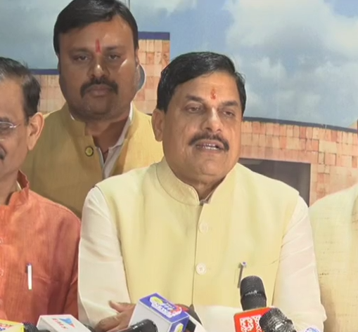 cm holi badhai प्रदेश के मुखिया ने दी प्रदेशवासियों को होली की शुभकामनाएंप्रदेश के विकास पर रखी अपनी बात
