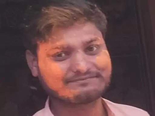 youth found dead hanging बरेली में पेड़ से लटका मिला युवक का शव