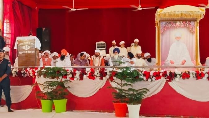 होला मोहल्ला समापन समारोह में हरियाणा cm नायब सैनी ने की शिरकत बोले-"गर्व महसूस हो रहा है"