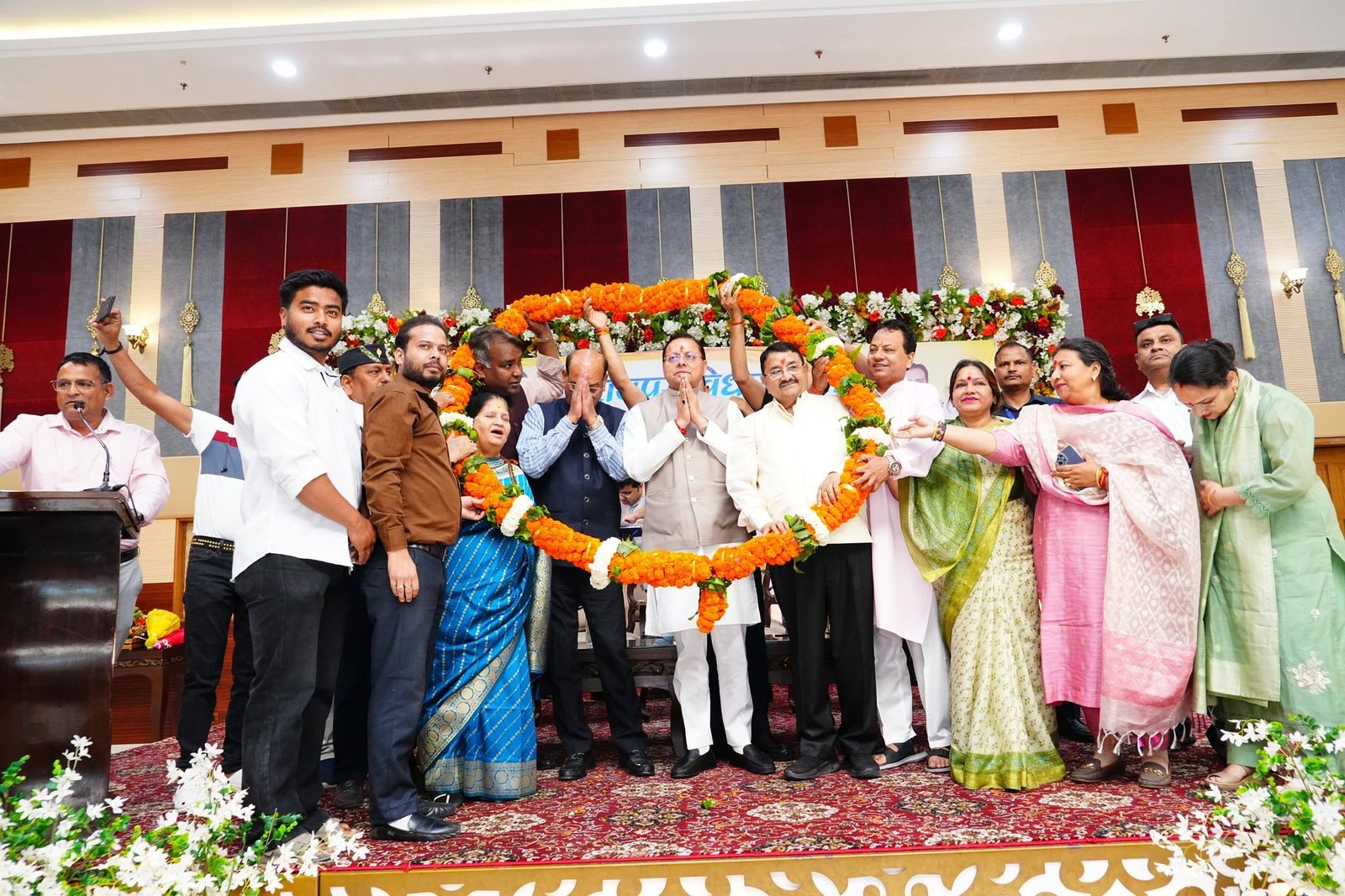 रायपुर विधानसभा सम्मेलन cm धामी ने जनता से किया वादा