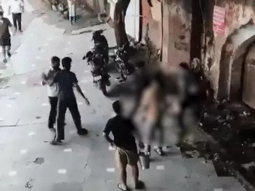  दिल्ली कालकाजी मंदिर में सेवादार की पीट-पीटकर हत्या आरोपी गिरफ्तार