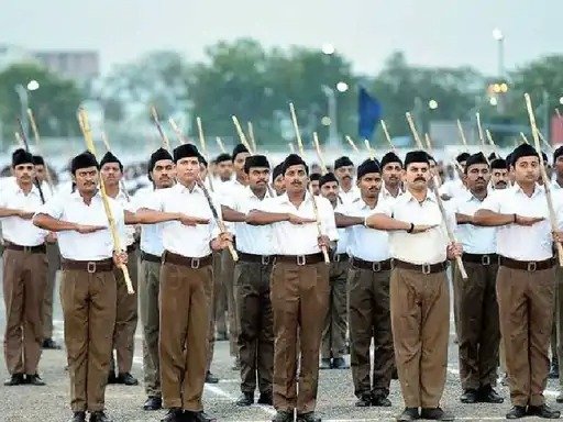 कर्नाटक में rss नए नियम से पथ संचलन पर रोक शाखाओं को अनुमति अनिवार्य