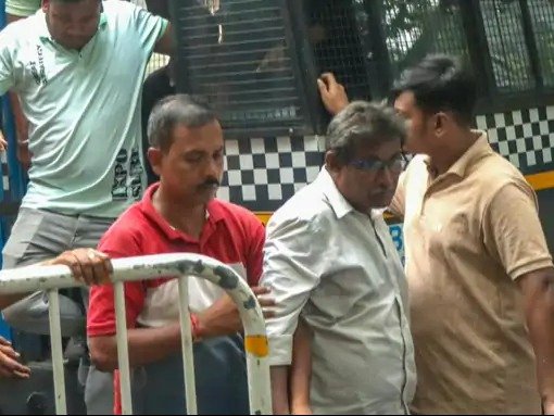 kolkata law college में गैंगरेप रात 430 बजे आरोपियों को लेकर पहुंची पुलिस