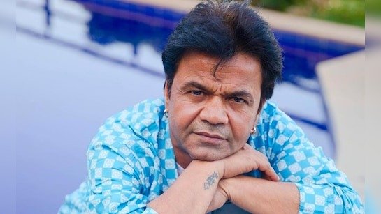 rajpal yadav के मुश्किल समय में मदद के लिए आगे आए सोनू सूद