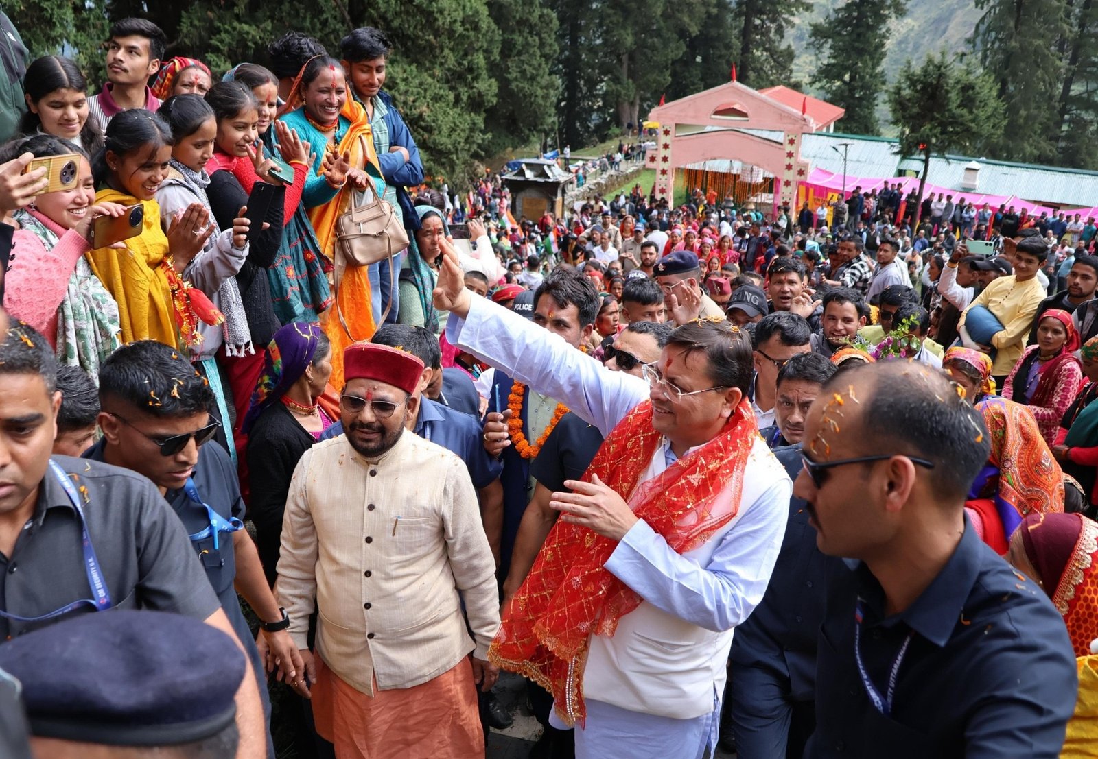 उत्तराखंड के लाटू मंदिर में ग्रीष्मकालीन कपाट खुले  मुख्यमंत्री पुष्कर सिंह धामी ने की विशेष पूजा-अर्चना