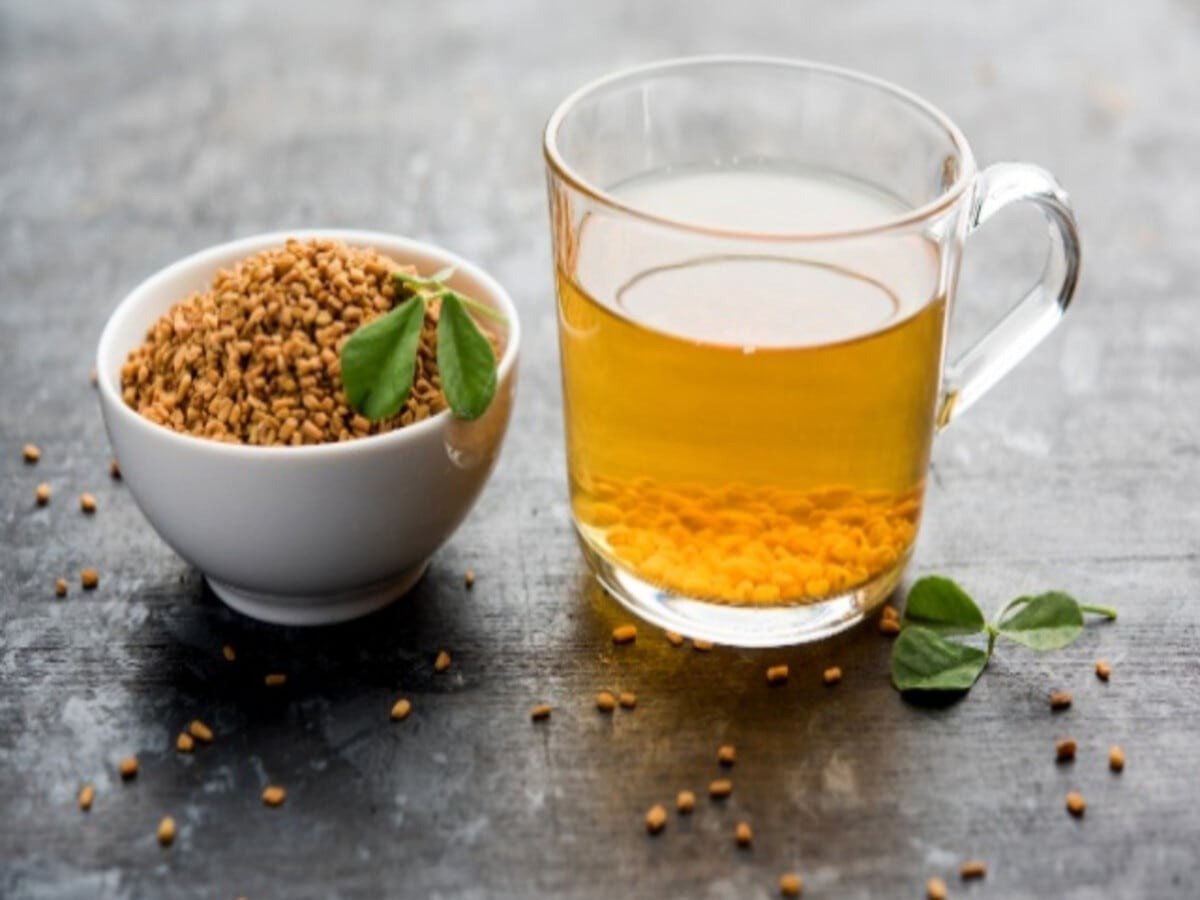 methi water benefits रोजाना मेथी का पानी पीने से क्या होता है जानिए आयुर्वेद और विज्ञान दोनों की राय