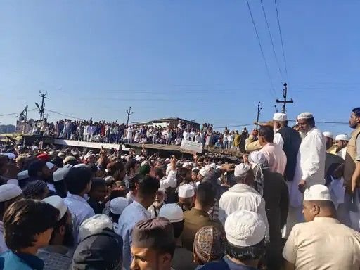 आष्टा में मुस्लिम समाज ने अलीपुर घटना पर जताया विरोध