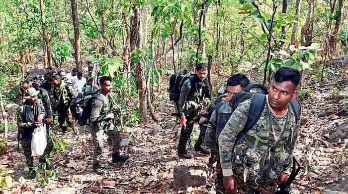 anti naxal operation नक्सलियों ने सरेंडर के लिए फरवरी तक का समय मांगा