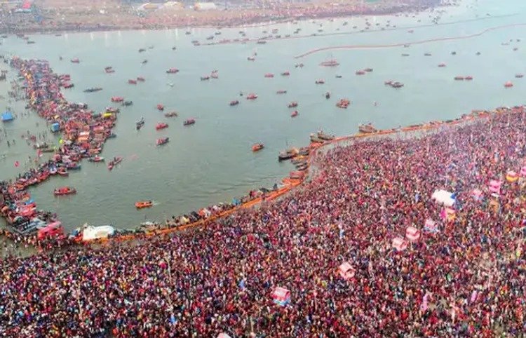 mahakumbh 2025 महाकुंभ में पहली बार तैयार हुई डोम सिटी